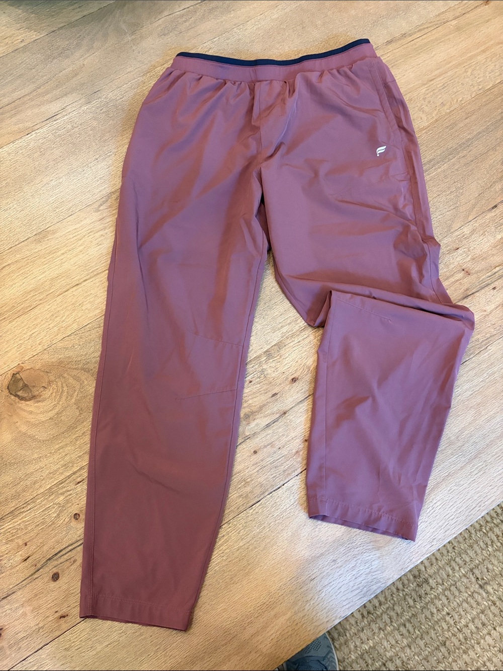 Fabletics Men's Jogger Pants in Dusty Rose
